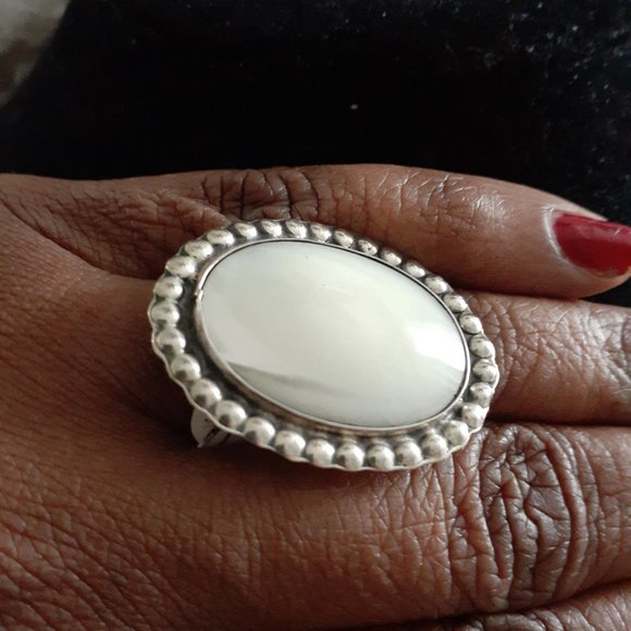 STERLING SILVER RAINBOW GLOW  MOONSTONE RING - Picture 3 of 6